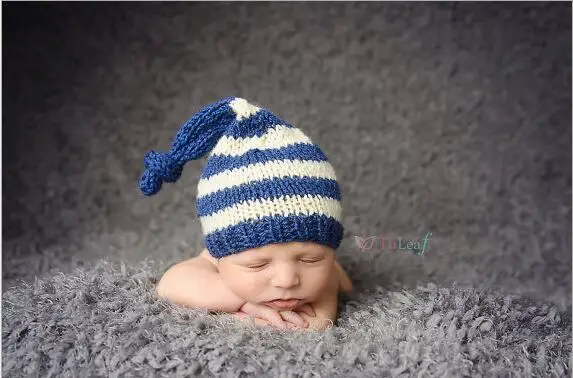 

blue and white stripes baby ELF stocking Hat , Newborn baby long tail cap , newborn knitting photography props size:0-1m,3-4m