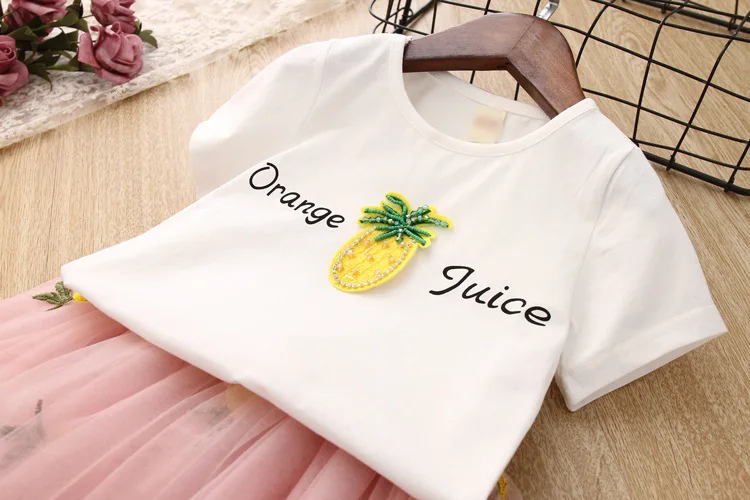 2020 летние комплекты одежды для девочек Милая Корейская футболка + юбка с вышивкой