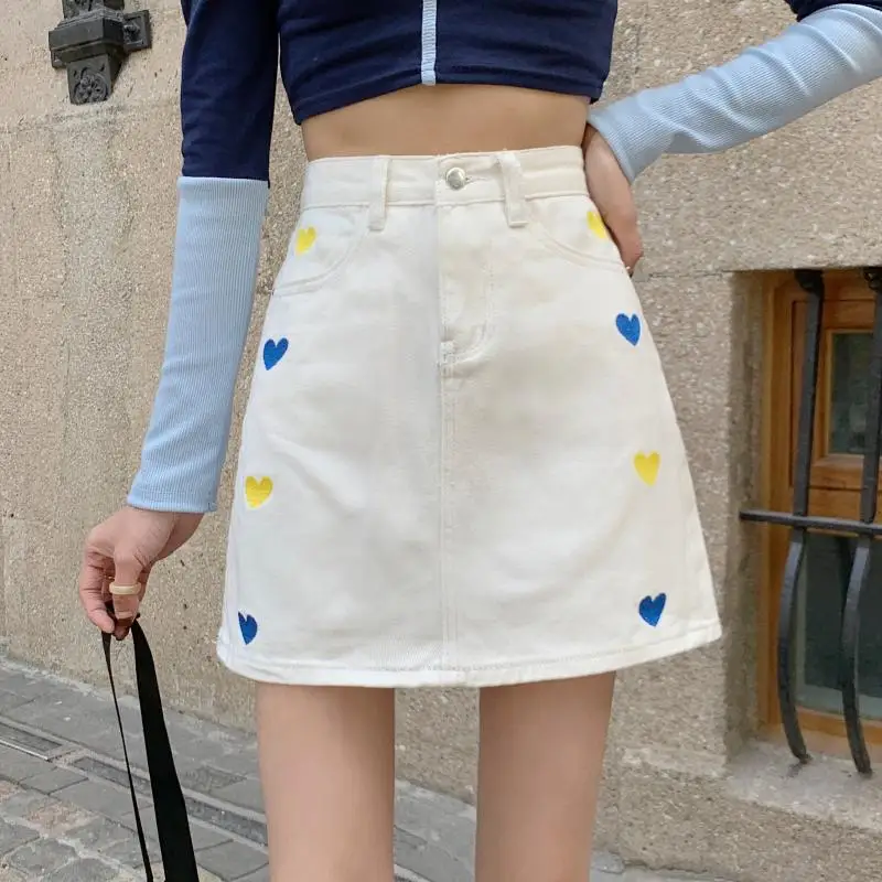 

5 Color New Summer Vintage Women Denim Skirt Harajuku Cute Embroidered love Heart Skirt Female kawaii Mini Denim Skirts Mujer