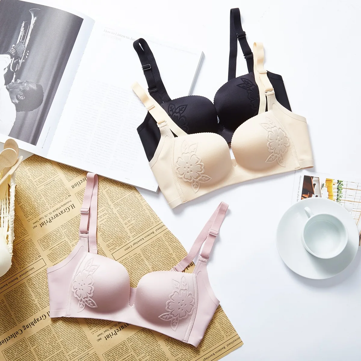 Новый легкий бесшовный бюстгальтер с вышивкой пиона глубоким V-образным вырезом