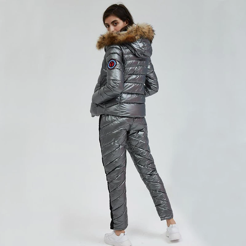 Cotton suit women's winter thick warm large fur collar hooded short cotton suit Slim two ski suits straight zipper sleeve