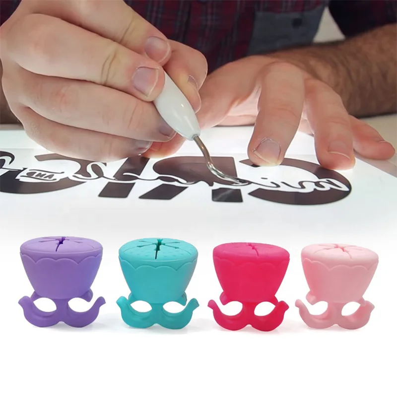 

Hot Sale Wearable Silicone Nail Beauty Tool Nail Polish Bottle Holder
