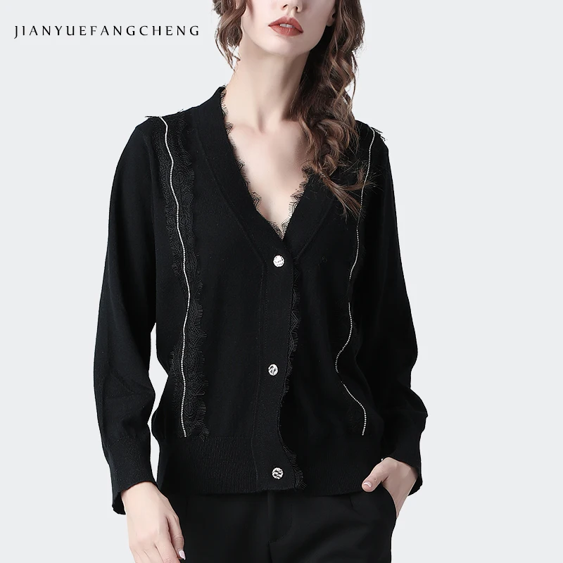 Специальный бисером кардиганы женские новые 2019 зимние теплые модные бело черные