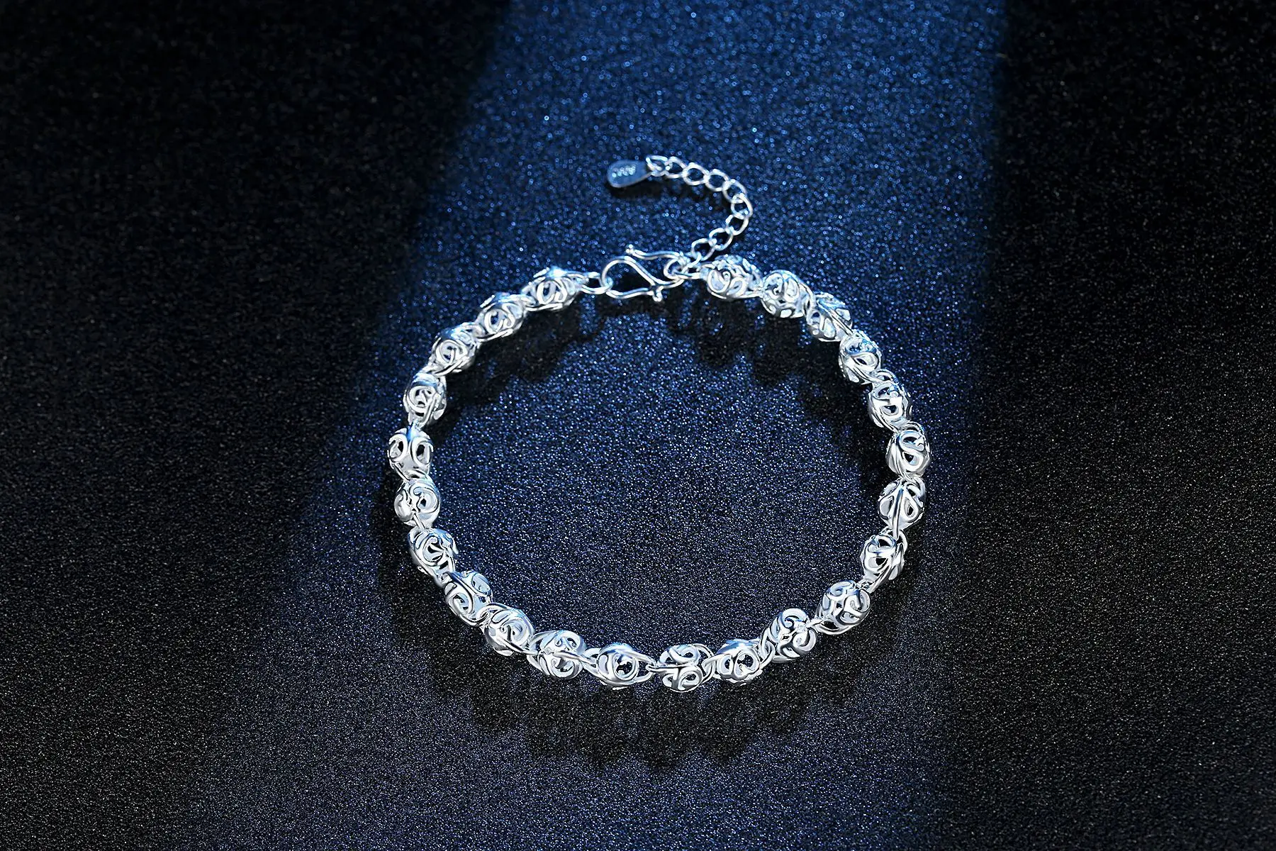 

Women's Bracelet Korean Fashion Women's Accessories Stainless Steel Bracelet Ethnic Style Jewelry Gifts for Women