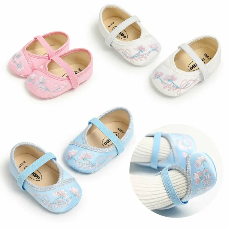 Обувь для маленьких девочек обувь с вышивкой на мягкой подошве нескользящая