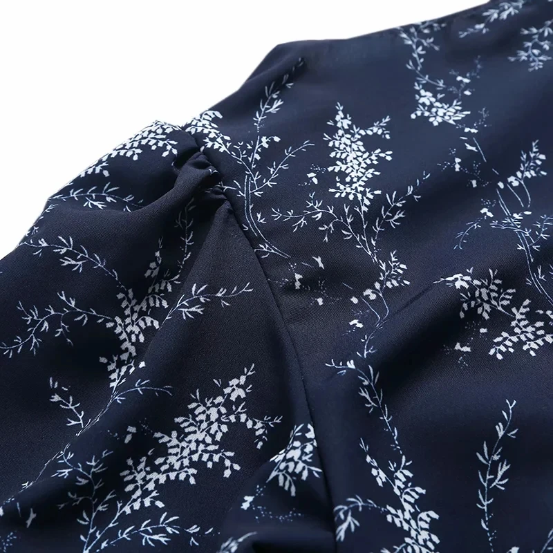 

Vintage Print Thin Wrap Thin Women Shirt 2021 Spring Summer Bodycon Long Sleeve Elegant Belt Sashes Casual Female Blouse