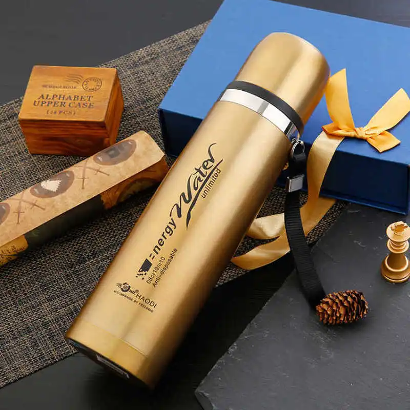 Изолированная чашка большая емкость для воды изолированная наружный