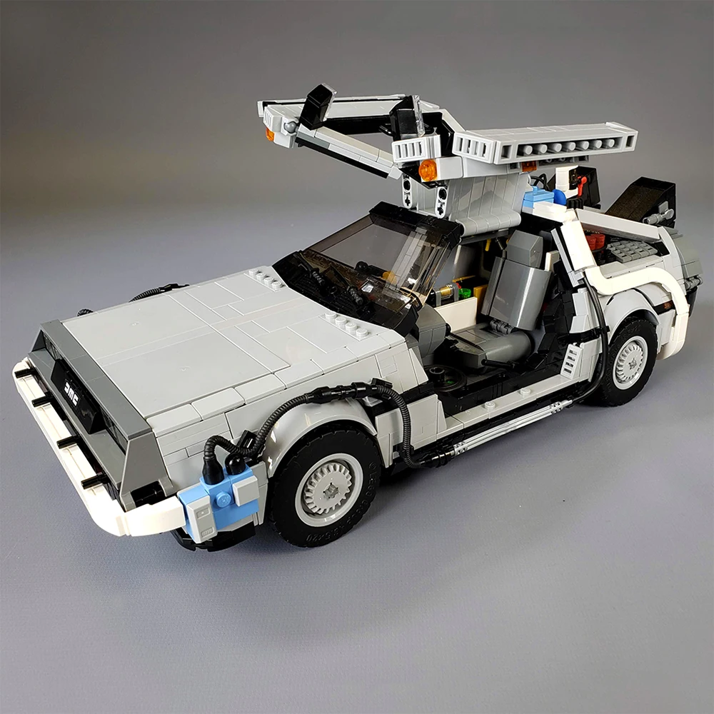 

UCS Delorean-высокотехнологичные игрушки для детей из фильма «Назад в будущее»
