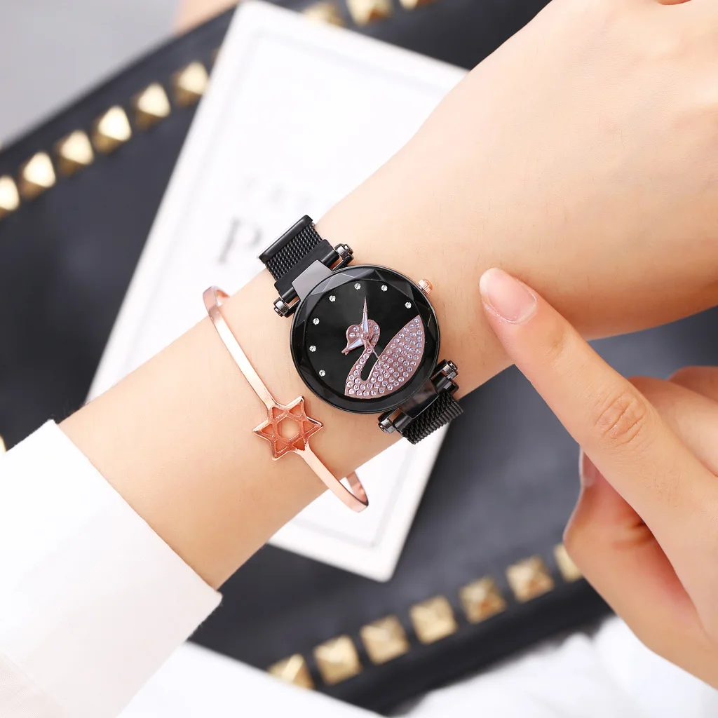 

New Magnet Magnet Swan Point Diamond Ladies Fashion Watch Net Red Quartz Casual Watch