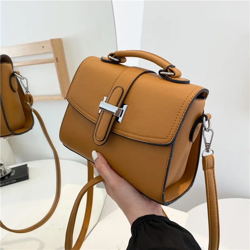 

Сумки через плечо из искусственной кожи для женщин 2021, дизайнерская сумка-мессенджер через плечо с цепочкой, роскошные золотые и серебряные...