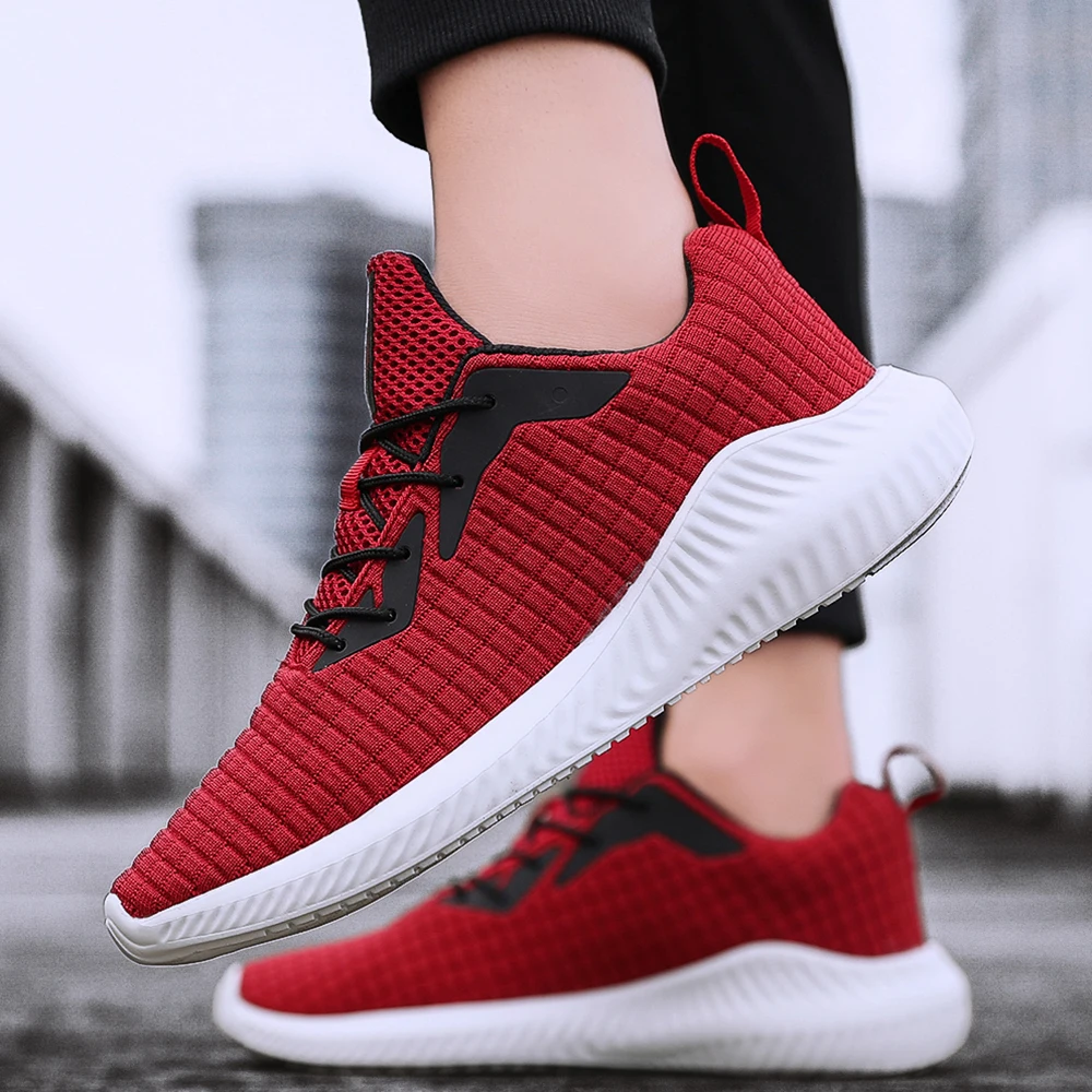 2019Autumn and winter new 36-48 large size men's sports shoes lightweight breathable knitted urban running shoes outdoor sports - Цвет: 1925red