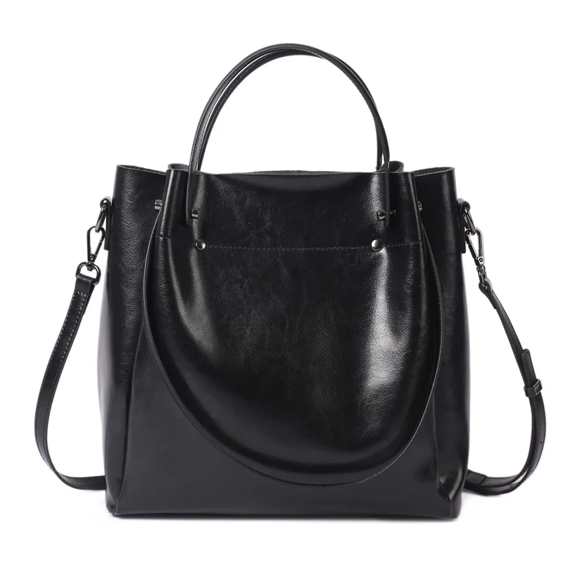 

2021 new cowhide oil wax fashion all-match one-shoulder messenger bag