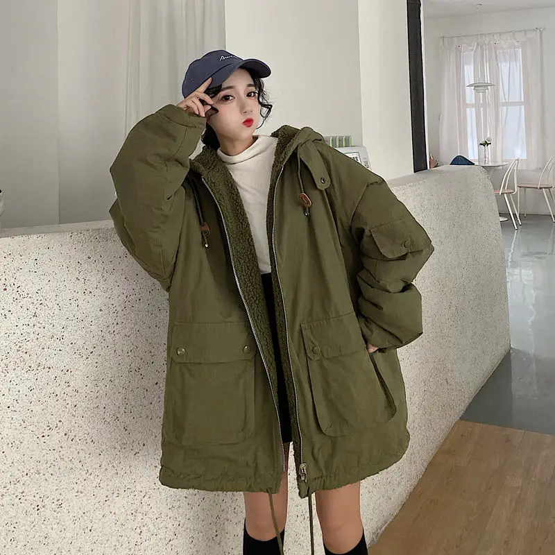 

Women 2020 Winter Fashion Warm Parka Outwear Female Double Sides Wear Faux Lamb Fur Jacket Ladies Hooded Oversized Loose Coat