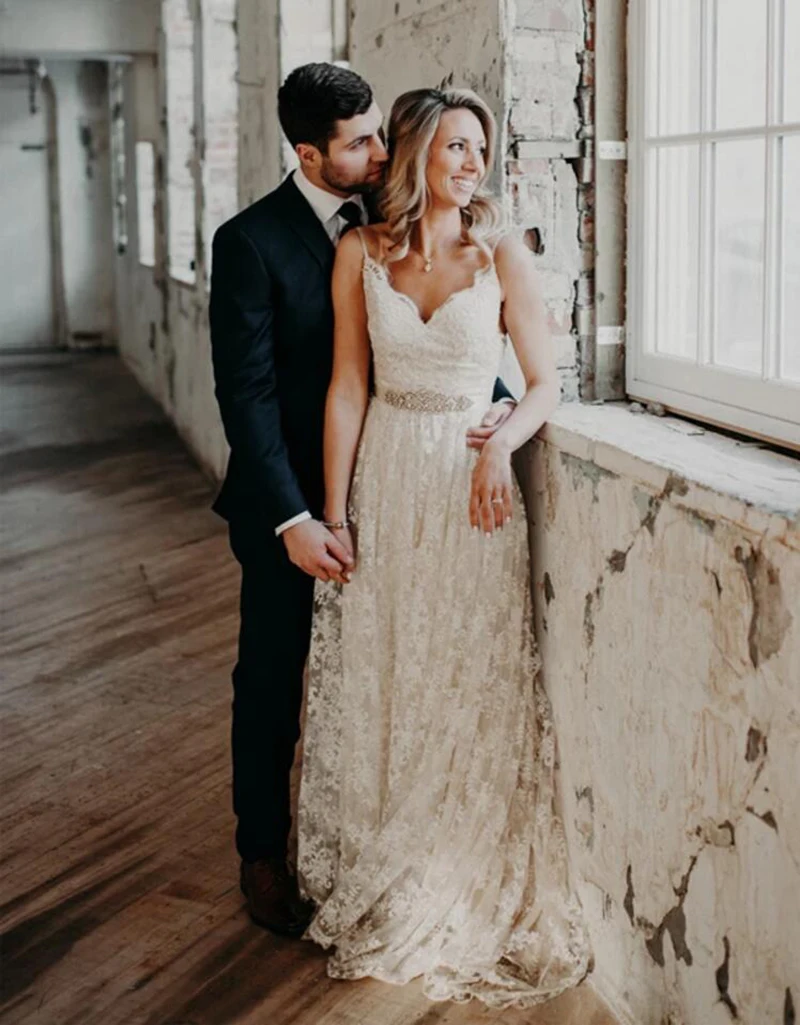 

Bohemian 2021 A Line Spaghetti Lace Wedding Dresses Backless Boho Beach Wedding Gowns Sexy Garden Bridal Dress Vestidos de Novia