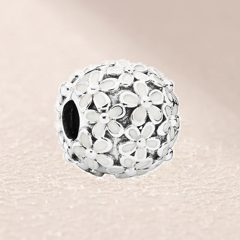 

791494EN12 DARLING DAISY MEADOW CLIP -