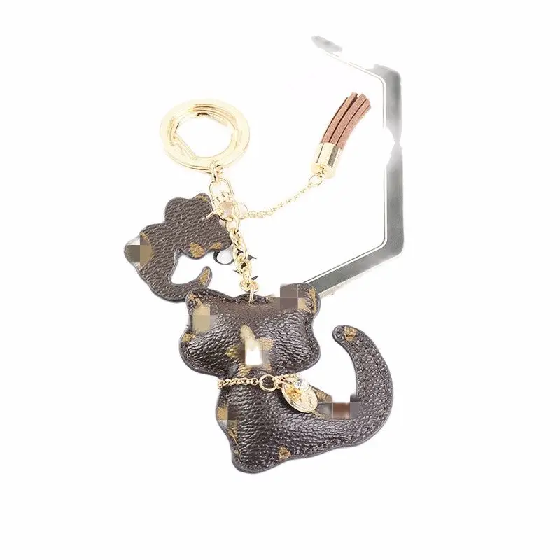 

2021 Leather Diamond Bear Key Chain Pendant Cartoon Presbyopia Cute Keys Schoolbag Car Mobile Phone Pendant Small Gift