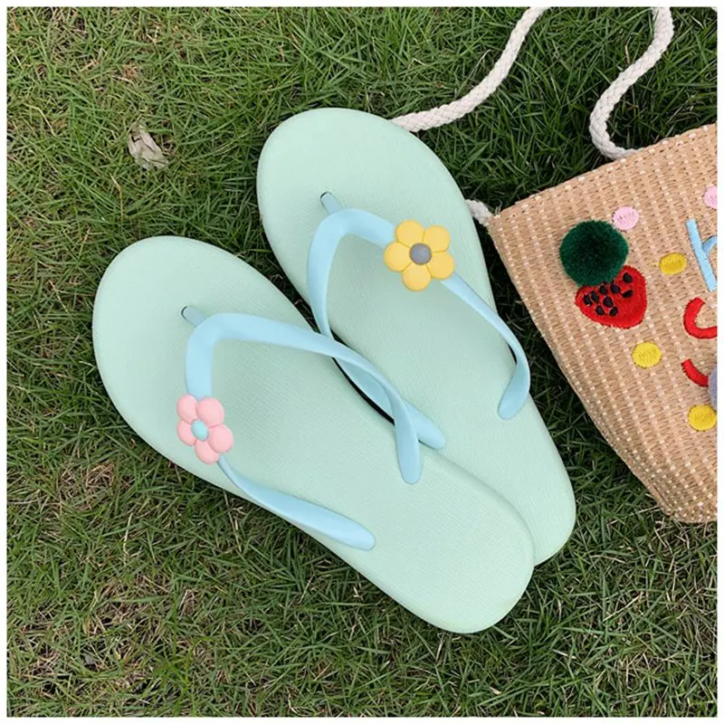 Зеленый Bailehou/женские шлепанцы; летние милые вьетнамки на плоской подошве с подсолнухами; яркие цвета; пляжные женские сандалии; повседневные Мягкие Шлепанцы - Цвет: Зеленый
