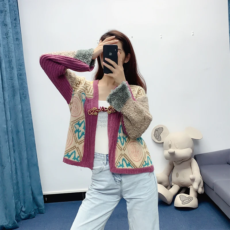 Ladies' autumn new sweater coat women's versatile jacquard buckle stitching temperament knitted cardigan
