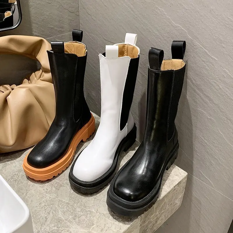 

New Black PU Leather Thick Sole Chelsea Boots Women British style Round Toe Flat Short Boots Woman Casual Motorcycle Boots Mujer