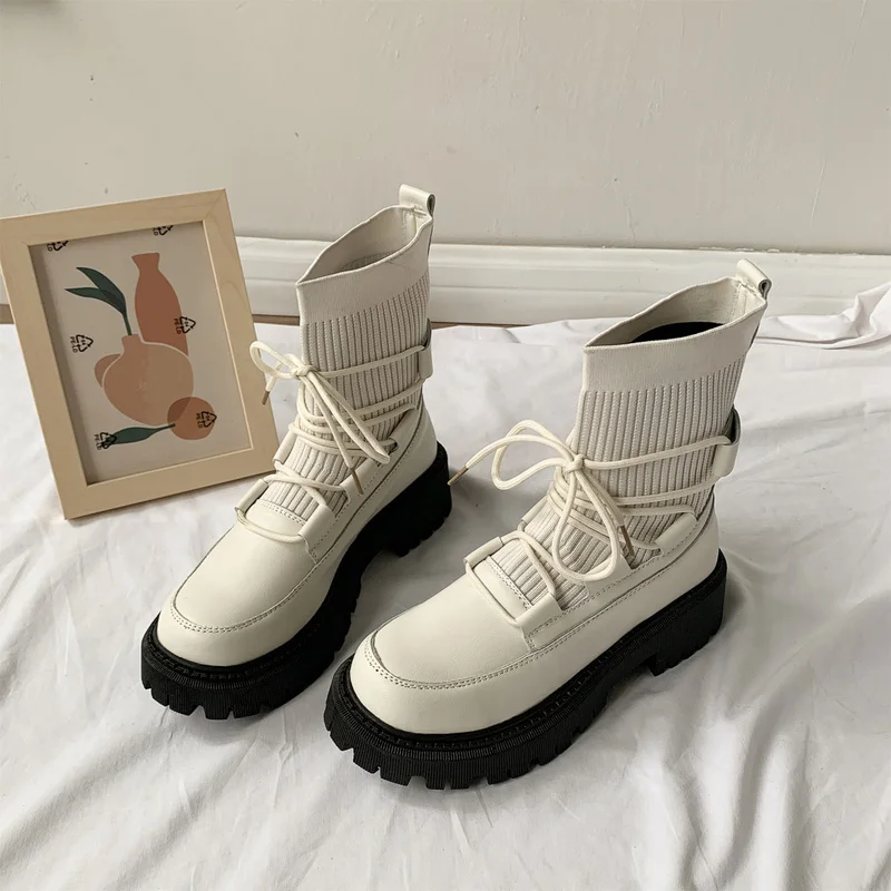 

Осенне-зимние новые женские ботинки, эластичные вязаные носки, женские короткие ботинки с круглым носком и перекрестными шнуровками, повсе...