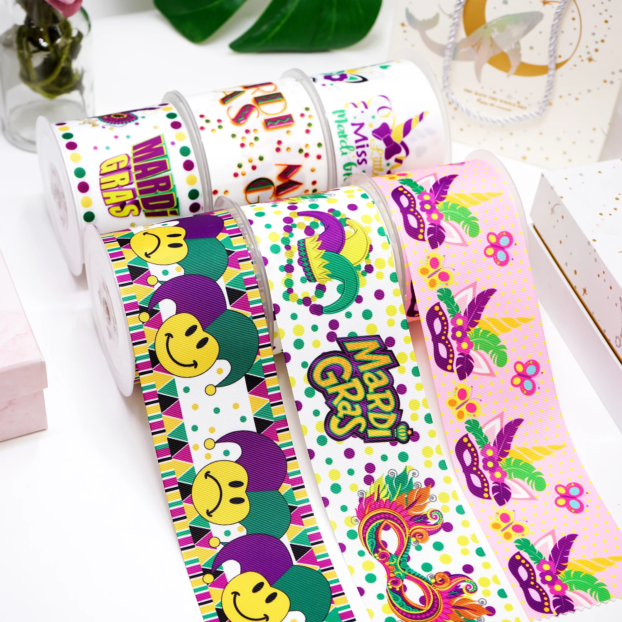 Бесплатная доставка 50 ярдов лента для Марди Гра с принтом корсажная 35661 | Дом и сад