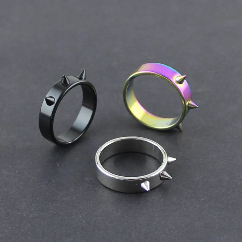 

New Personality Anti-wolf Self-defense Nail Stainless Steel Ring with Barbed Head Titanium Steel Ring Ring Couple Bracelet