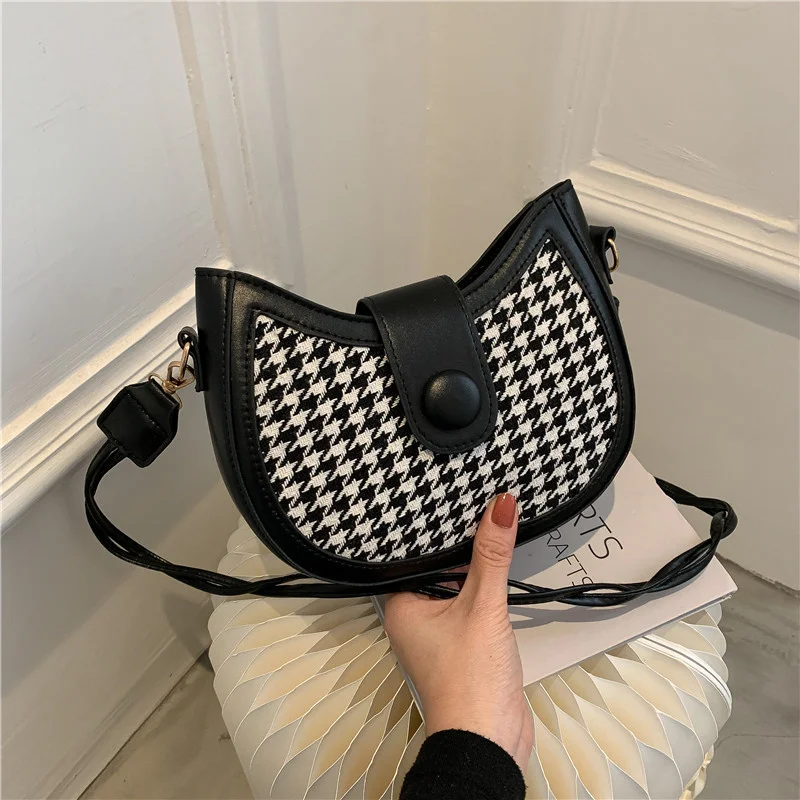 

Qianniao Check Bag New Simple and Fashionable Women's Bag Foreign Style Messenger Bag Frosted Solid Color Single Shoulder Armpit