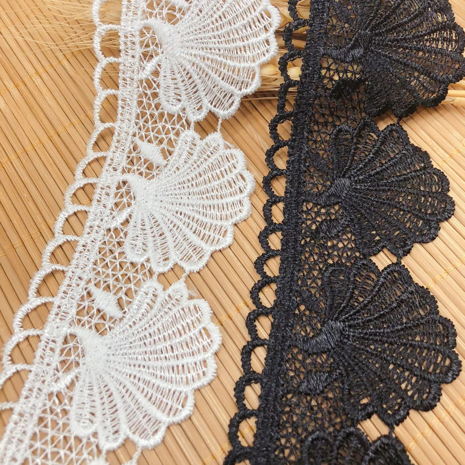 

15Yards Hot Sale Water Soluble Blace White Lace Trim Embroidery Applique Polyester Trimming Sewing Crafts Laces 6.1cm wide