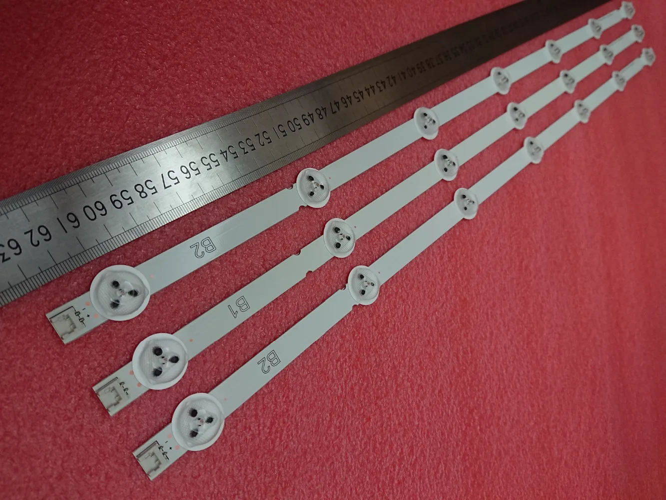 Светодиодная лента для подсветки LG 32LN520B LC320DXE (SF)(R5) V13 CDMS 6916L-1399A 6916L-1400A 3 шт. | Лампы и