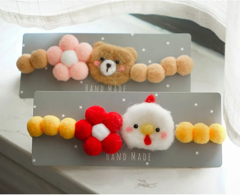 

Pet Cats Dogs Handmade Knitted Cute Cartoon Collar Pet Toys Small Milk Bib Necklace Jewelry