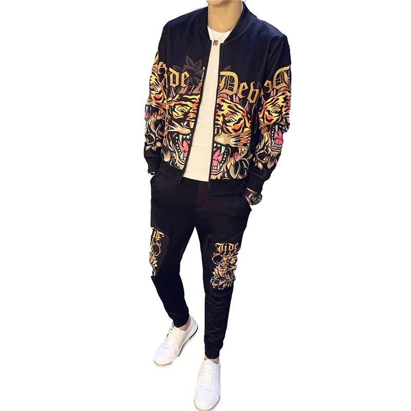 

men's Spring 2020 two sportswear, coat + pants, sweatshirt, fashion