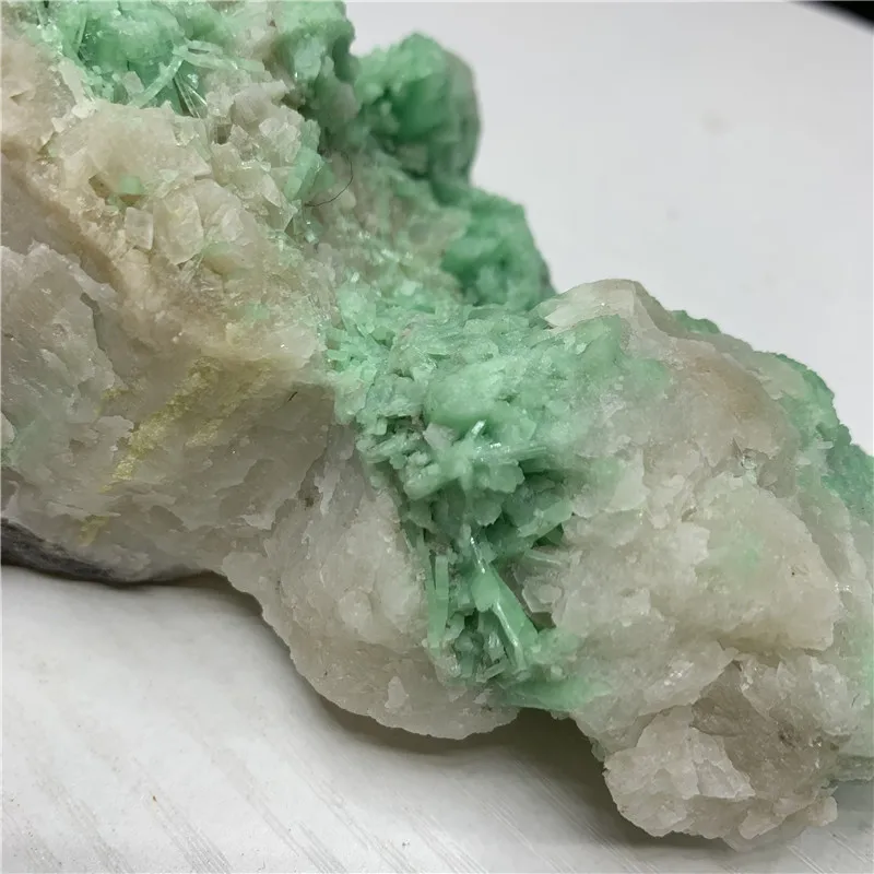 

Rare about 480g rough natural emerald specimen reiki healing crystals raw gemstones for collection