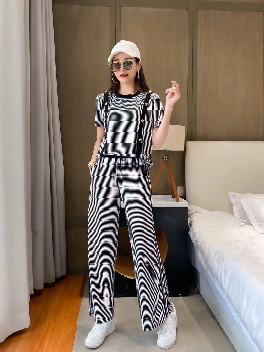 

Spring 2021 new spring and summer women's summer fashion wide-leg pants suit temperament goddess fan two-piece suit