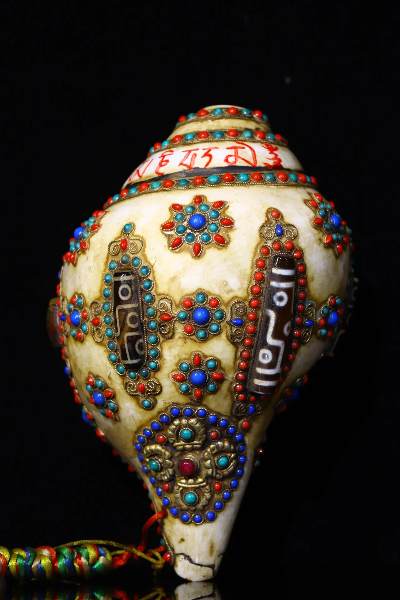 

9"Tibetan Temple Collection Old Natural conch mosaic Gem Dzi Bead Snail Buddhist artifact Amulet Dharma Town House Exorcism