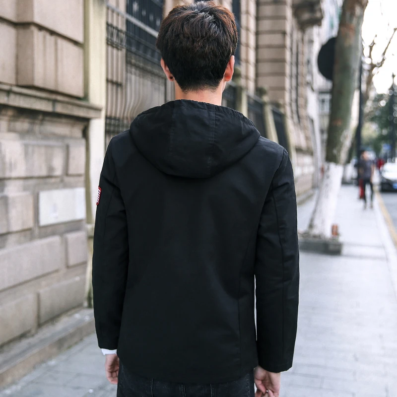 Мужская куртка с капюшоном вышивкой свободного покроя для весны и осени | одежда