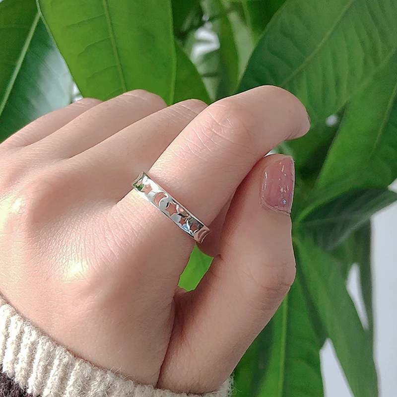 Кольцо с полым декором звезда и месяц из нержавеющей стали женское милое