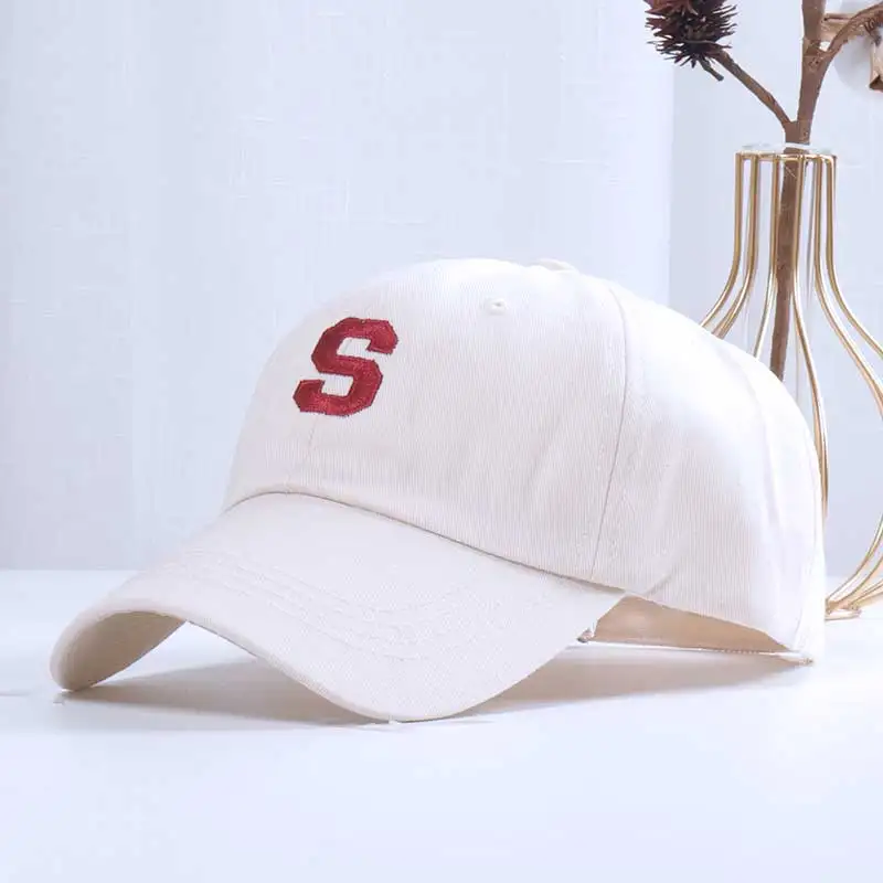 Бейсболка унисекс Кепка с козырьком и буквами S в стиле кэжуал для занятий