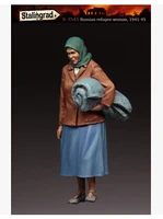 135 scale die cast resin white model refugee women model need manual coloring model free shipping