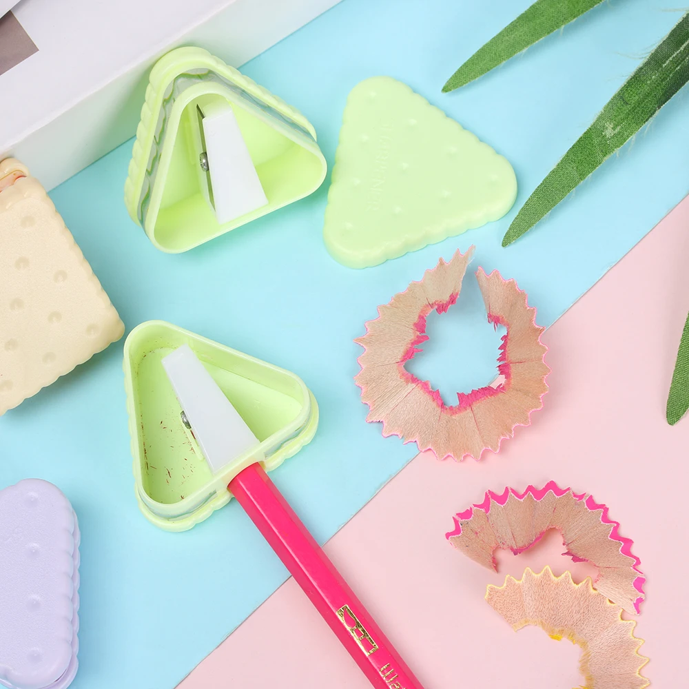 1 шт. Пластиковая точилка для карандашей с лезвием из нержавеющей стали |