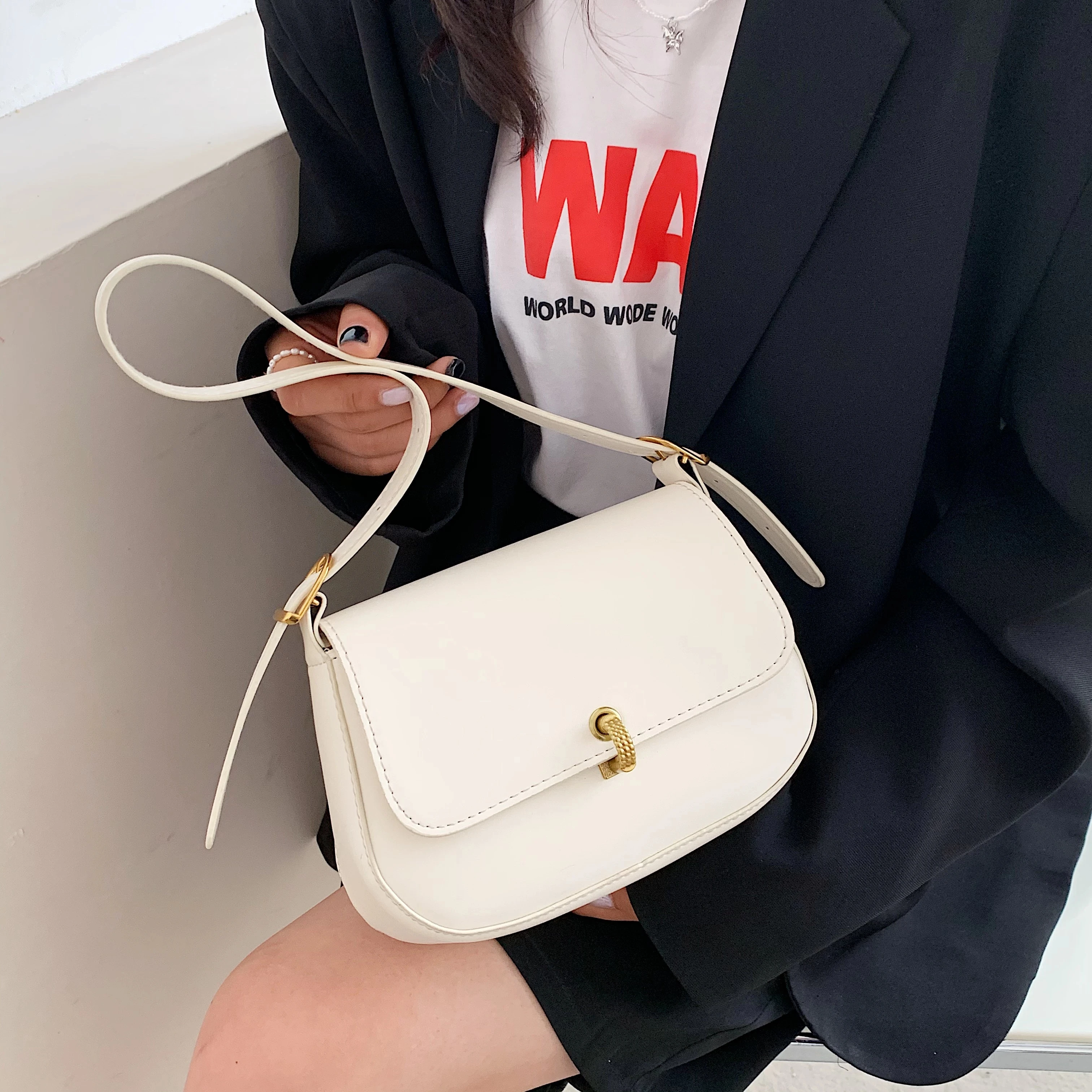 

Solid Pu Leather Underarm Crossbody Messenger Bags For Women 2021 Summer Simple Ladies Brand Trend Shoulder Handbags Purses