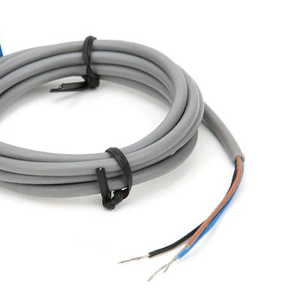 

1x Inductive Proximity Switch 500Hz 6-36 Vdc Barrel IP65 LJ8A3-2-Z/BX NO NPN
