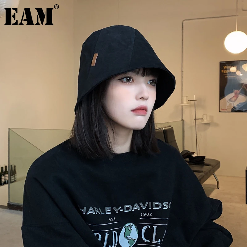 

[EAM] Women Casual Black Beige Fishermen Hat New Round Dome Temperament Fashion Tide All-match Spring Autumn 2022 1DE1902