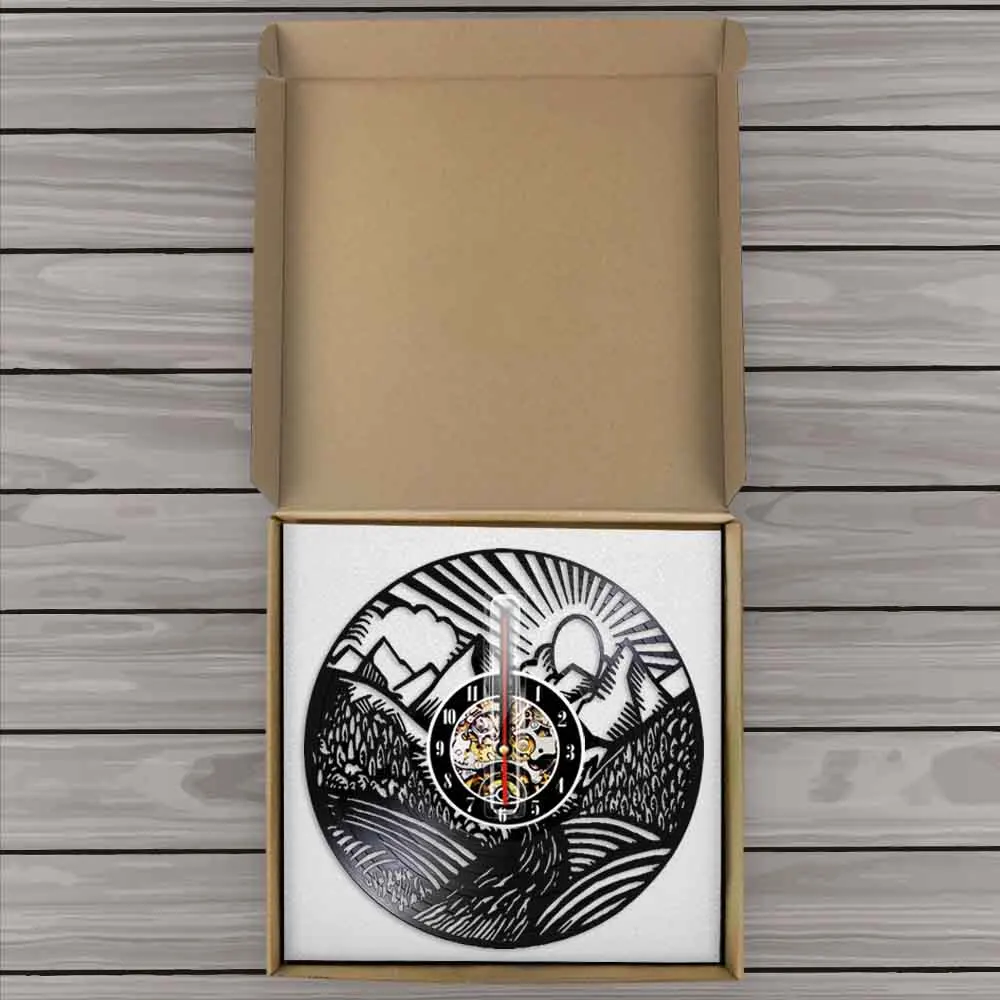 Настенные часы с изображением горного пейзажа Живописный пейзаж пик гор золото