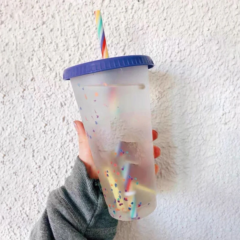 

New 700ml Temperature Color Change Cups Magical Confetti Reusable Plastic With Lid And Straw Cup For Cold Drinks Cup Accessories