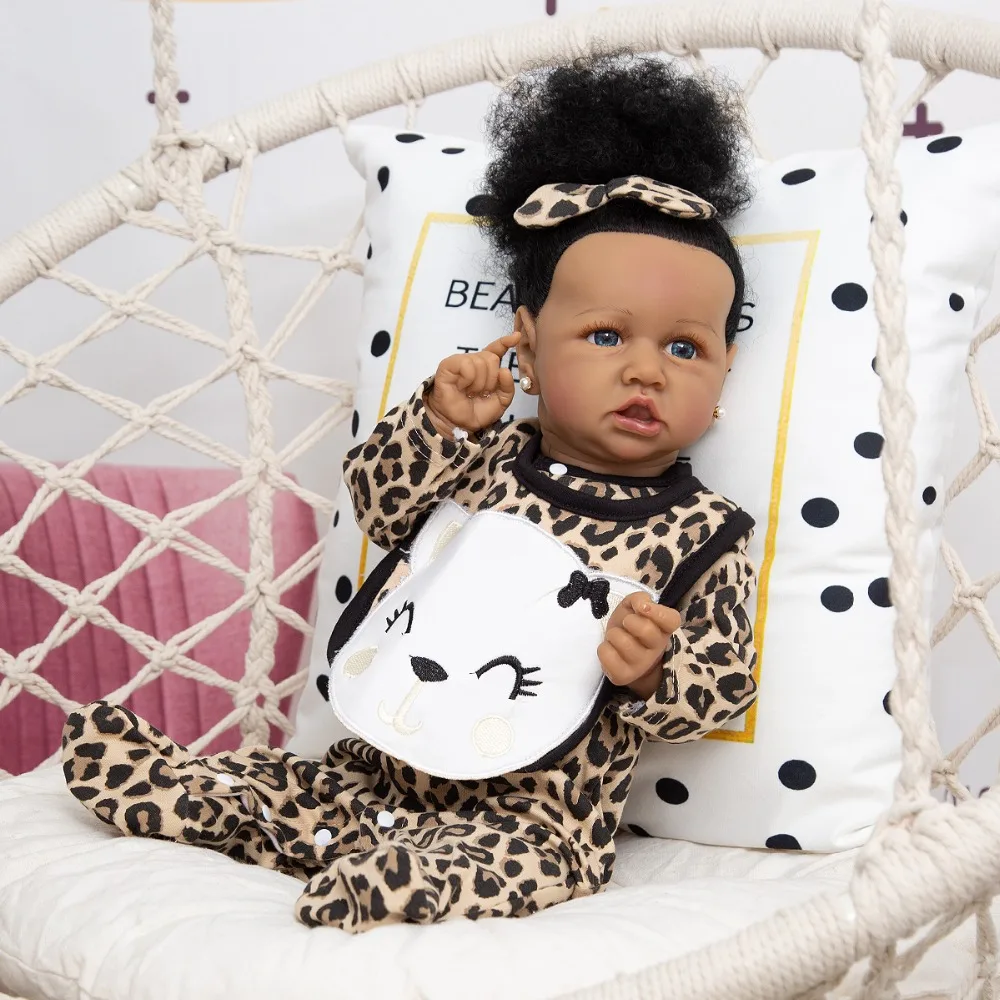 Ручной работы перерожденные куклы младенцы 57 см Силиконовые всего тела черная