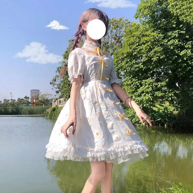 2021 Sweet Lolita Dress Gothic style Japan Lolita Dress white and Little daisy ruffle skirt dress free with Tie