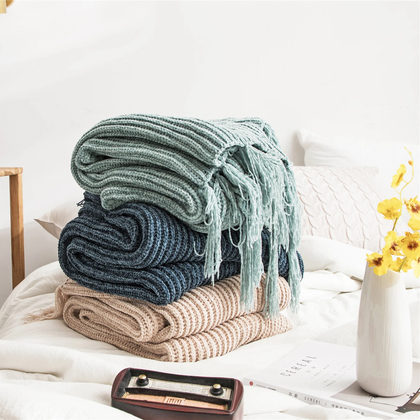 Inyahome Tassels Throw Knitted Blankets Fashion Fringe Cozy Warm Elegant Causal Plaid For Couch Sofa Bed Farmhouse Decor Blanket
