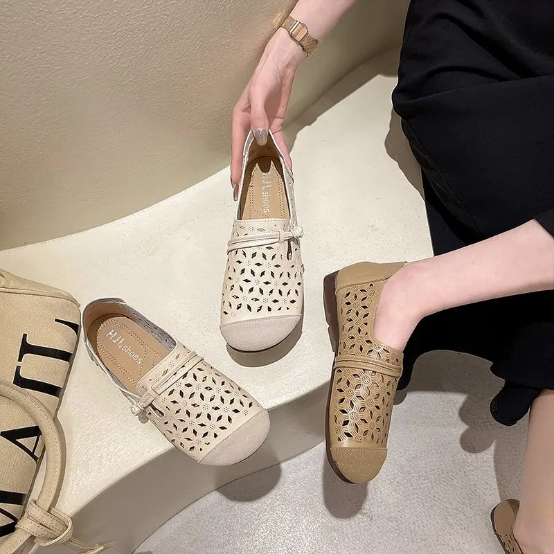 

Nurse Shoes Women's Moccasins Round Toe All-Match Casual Female Sneakers Slip-on Flats Nursing Summer Retro Grandma New Slip On