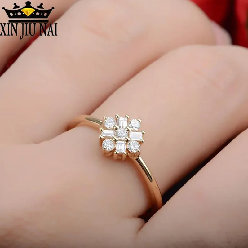 Кольцо из серебра 925 пробы с квадратными бриллиантами инкрустацией 14-каратного