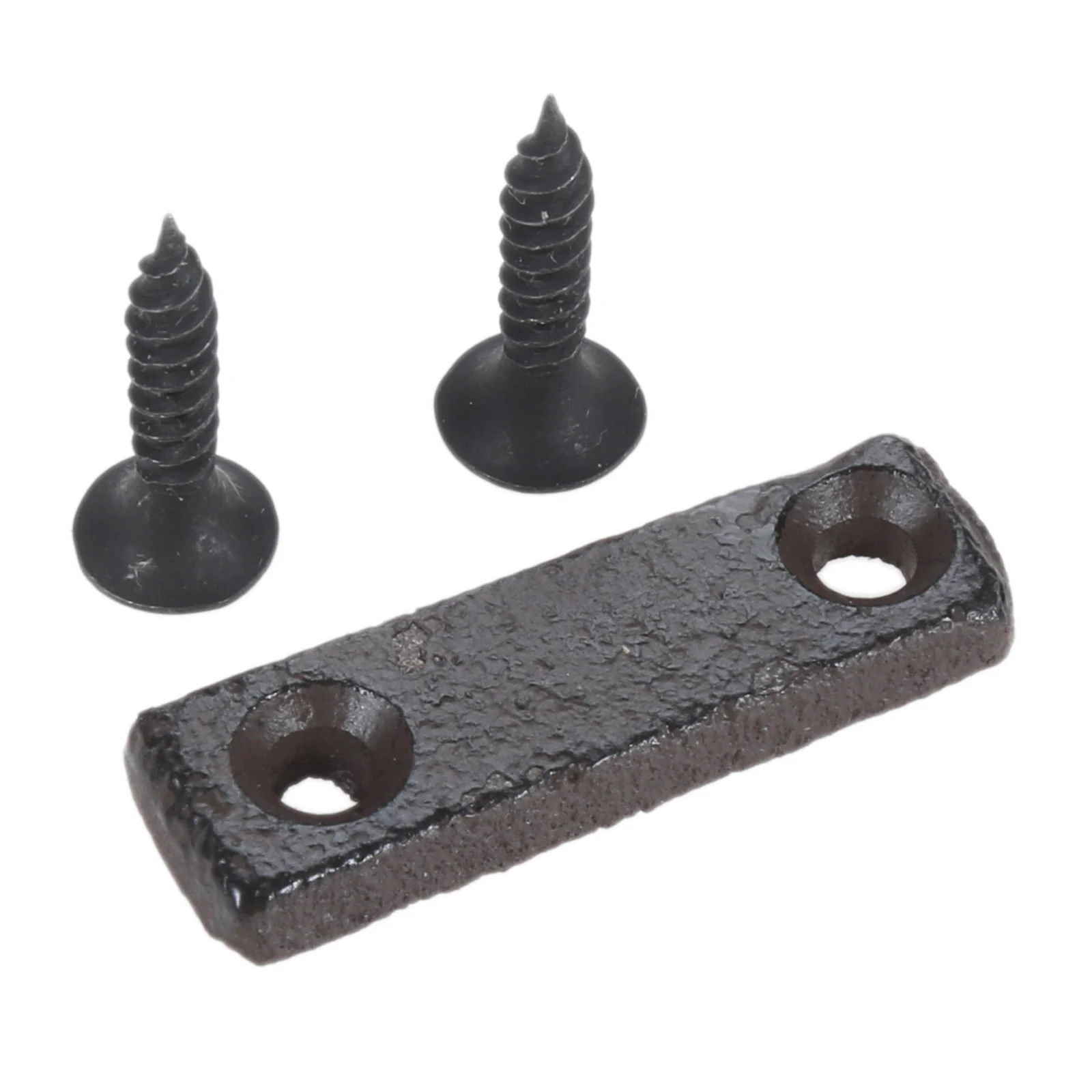 

Антикварная кованая железная дверь с буквами и цифрами